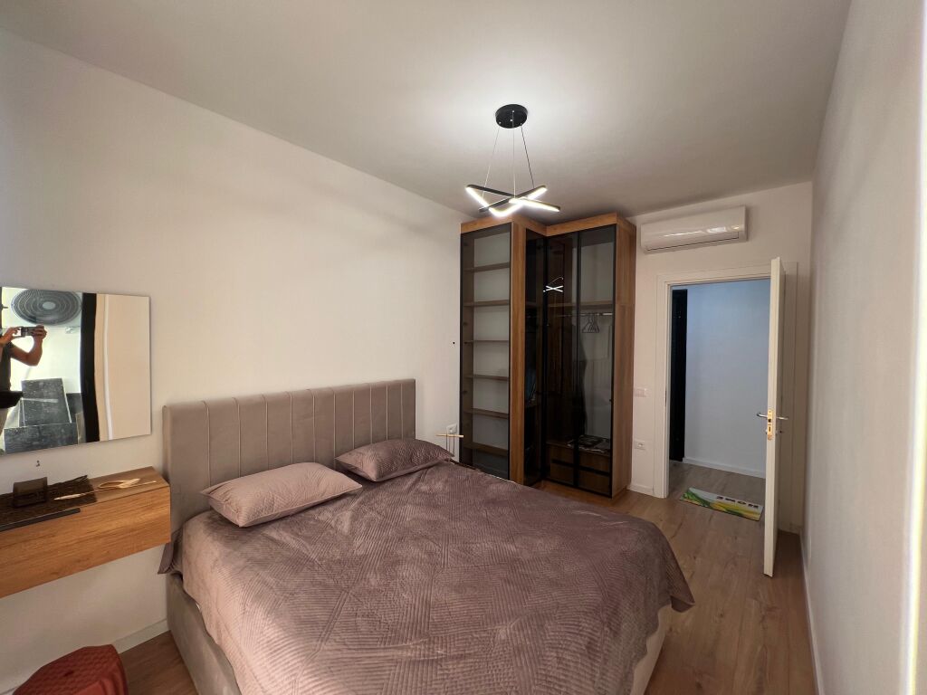 Affittasi 1+1 Bulevardi i Ri