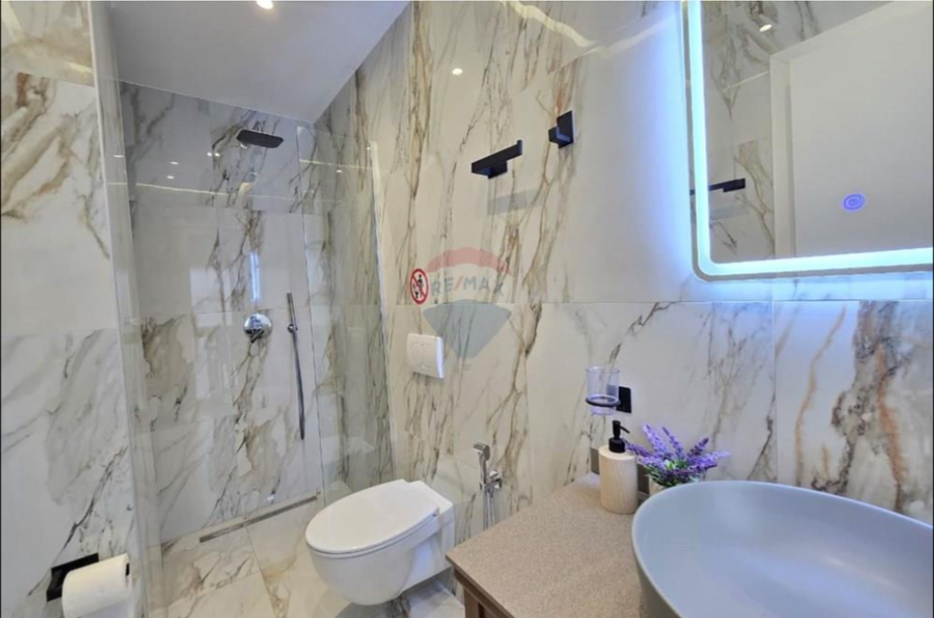 Apartament per qera 2+1+2 tek Rruga Dritan Hoxha