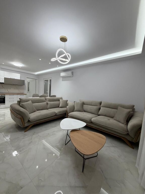 for rent 3+1+2, Selite