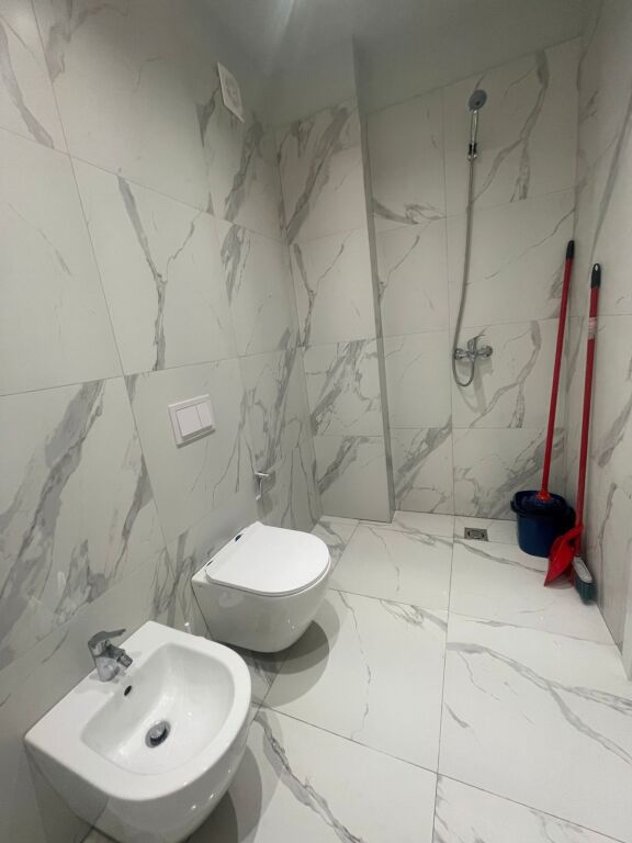 Appartamento di Lusso 1+1 in Affitto – Golden Tower, Via Mine Peza