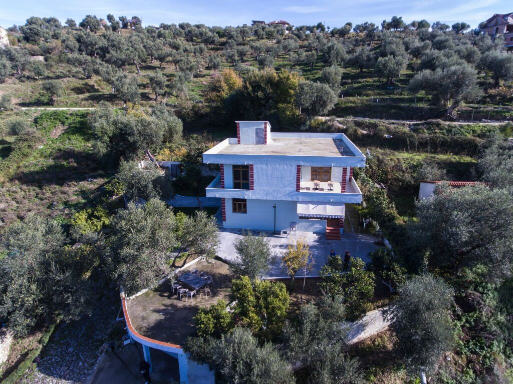 vile 2 kateshe per shitje ne vlore