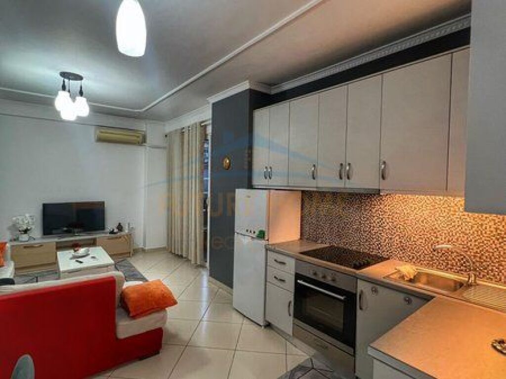 Qera, Apartament 2+1+2, Selitë
