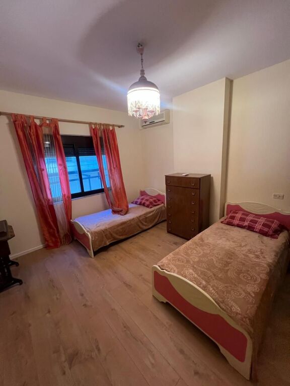 JEPET ME QERA APARTAMENT 2+1 NE ZONE E ISH RAJONIT DURRES