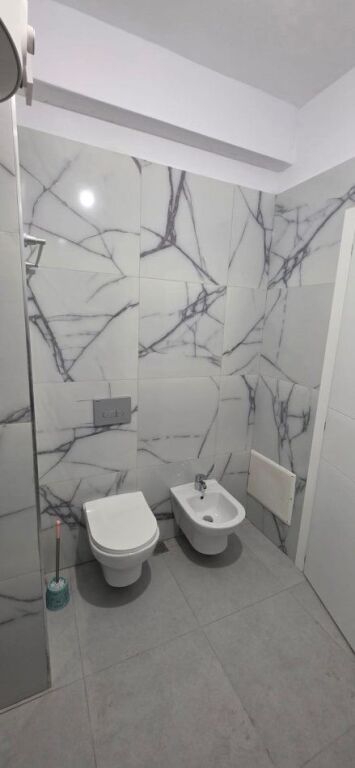 Jepet me qira 1+1 Te Urban Gate Astir 450 mije leke