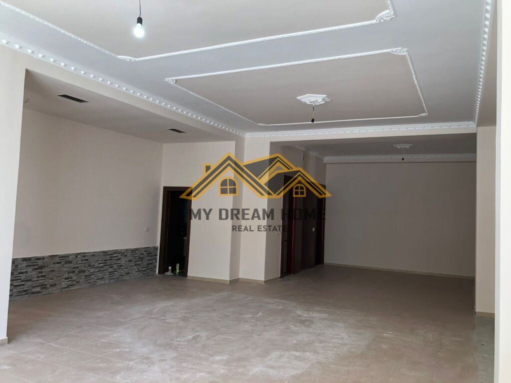 SHITET AMBJENT BIZNESI NE ZONEN E ISH URT-SE!