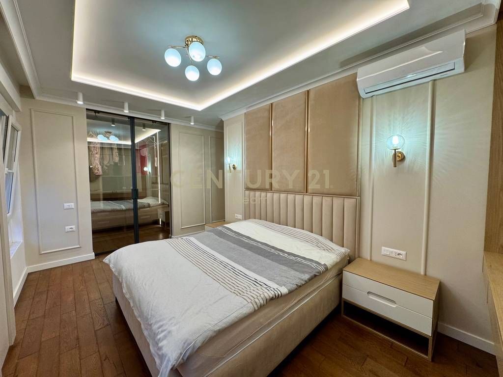 SHITET APARTAMENT 3+1+2 🅿️ LIQENI I THATE FZ 355,000 € Sip. Totale  145m2  Sip. e brendshme  124m2