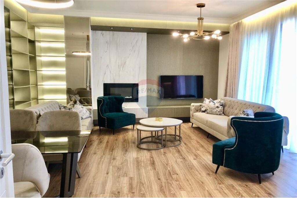 Appartamento di Lusso 2+1+2+Parcheggio Via Elbasan