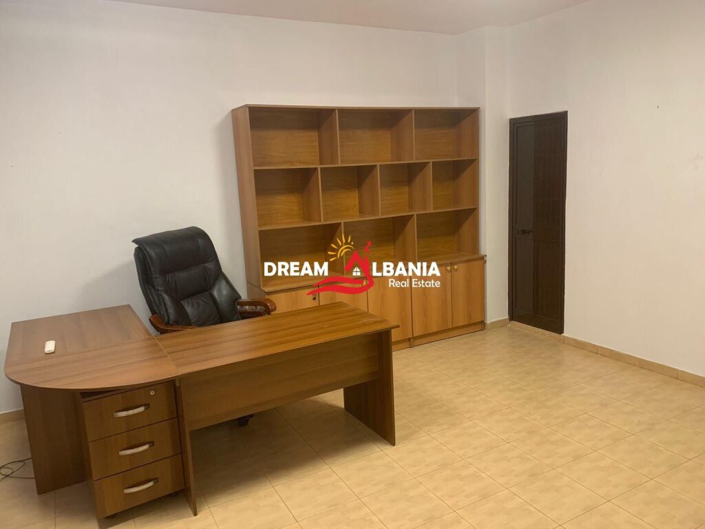Office for rent George Bush Street, Opposite the Parliament, Tirana (ID 42611389)