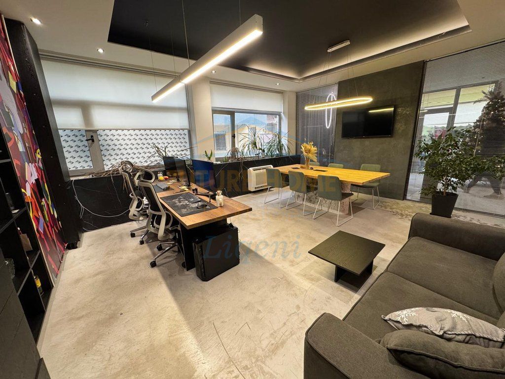 For sale, Business Premises, Dry Lake, Tirana.