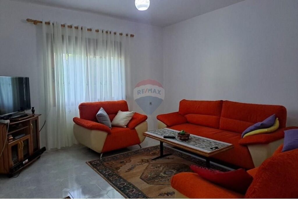 🏡 SHTËPI PRIVATE PËR SHITJE – KARBASH, VLORË