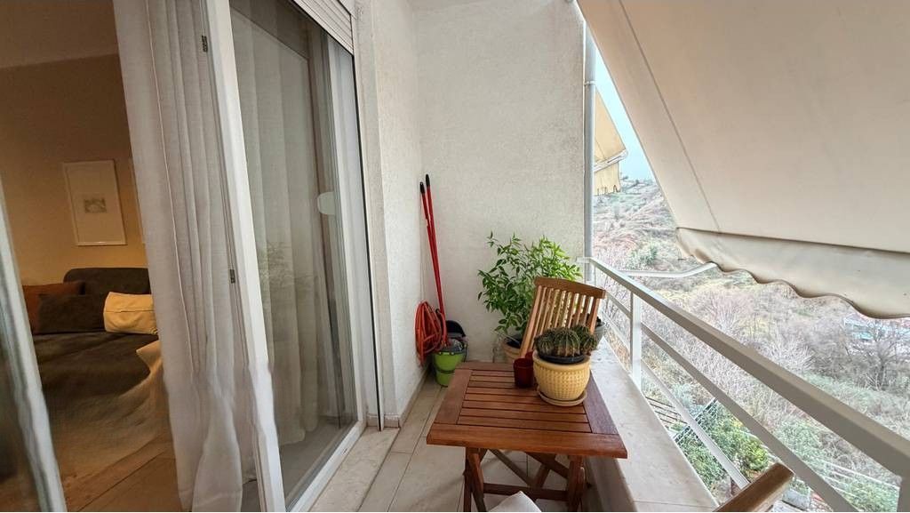 JEPET ME QIRA APARTAMENT 1+1 TEK REZIDENCA KODRA E DIELLIT 1.  700 €