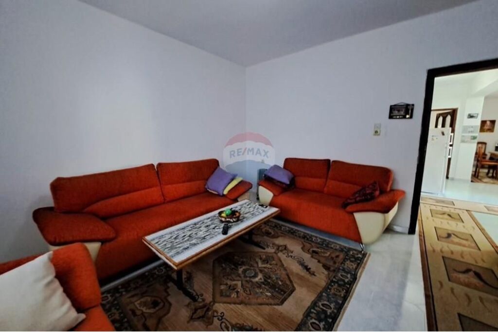 🏡 SHTËPI PRIVATE PËR SHITJE – KARBASH, VLORË