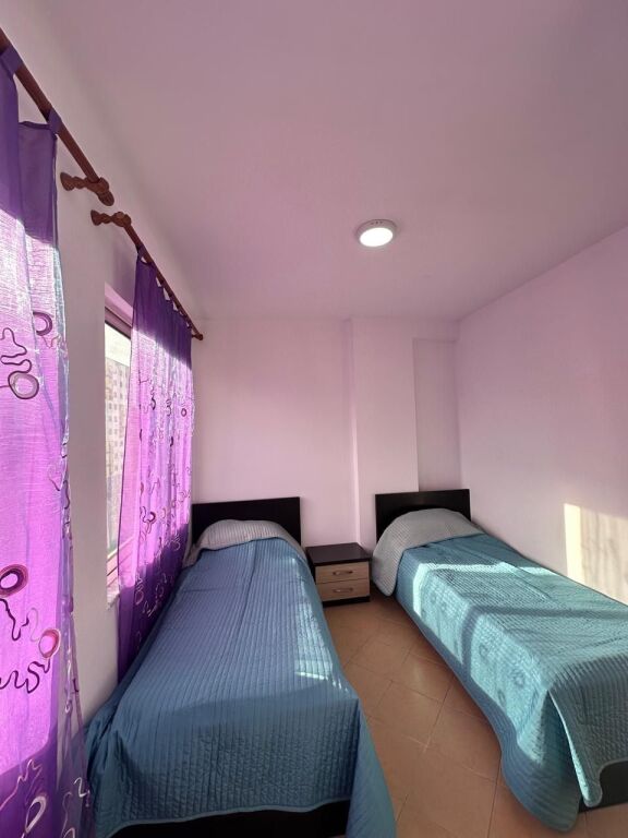 Jepet me qira apartament 2+1 Bulevardi Migjeni
