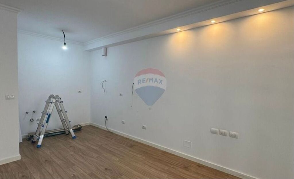 APARTAMENT 2+1 - RRUGA E BOGDANEVE. ID: 530471002-600