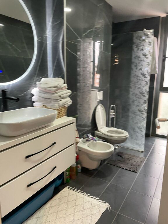 Apartament 2+1 per shitje, Fiori di Bosko