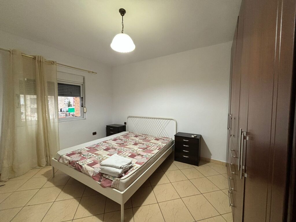 Apartament 2+1 me Qera Afatgjatë – Pranë ALSA, Vlorë