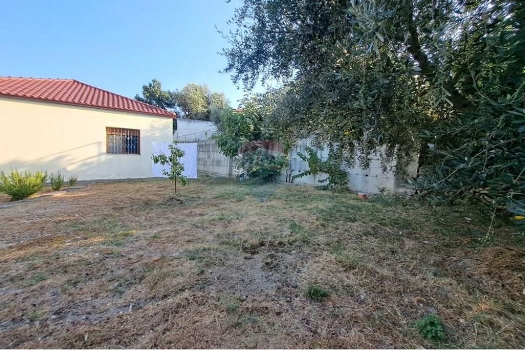 Shtëpi Private 2+1 në Shitje