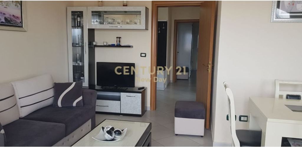 Jepet me qira apartament 2+1 te zona Ujesjellesit.