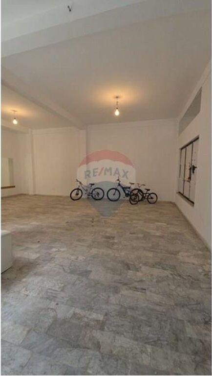 Ufficio - In Affitto - Via Durazzo, Tirana !