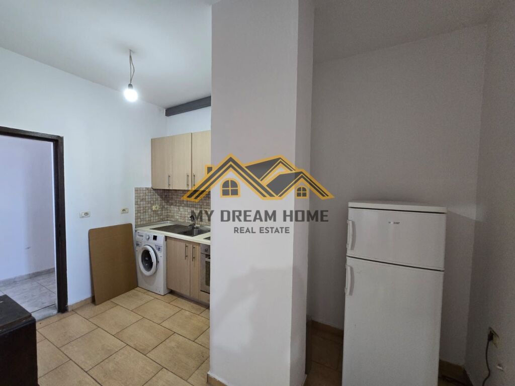 JEPET ME QIRA APARTAMENT 1+1 TE URA E DAJLANIT, PLAZH