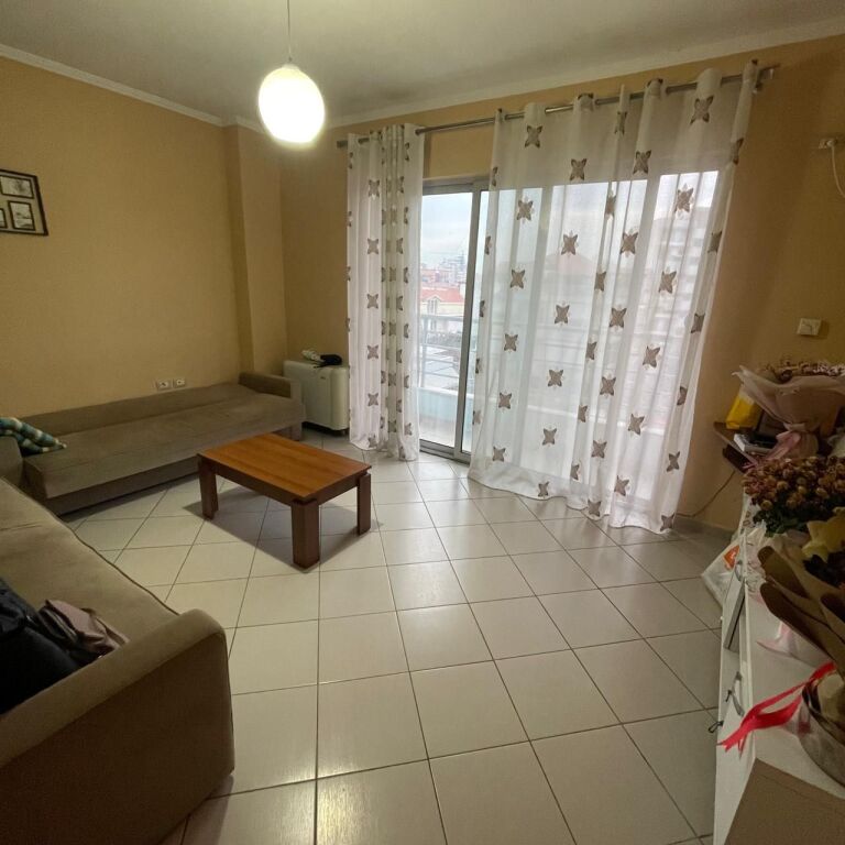 vendesi Appartamento 1+1📍Comune di Parigi