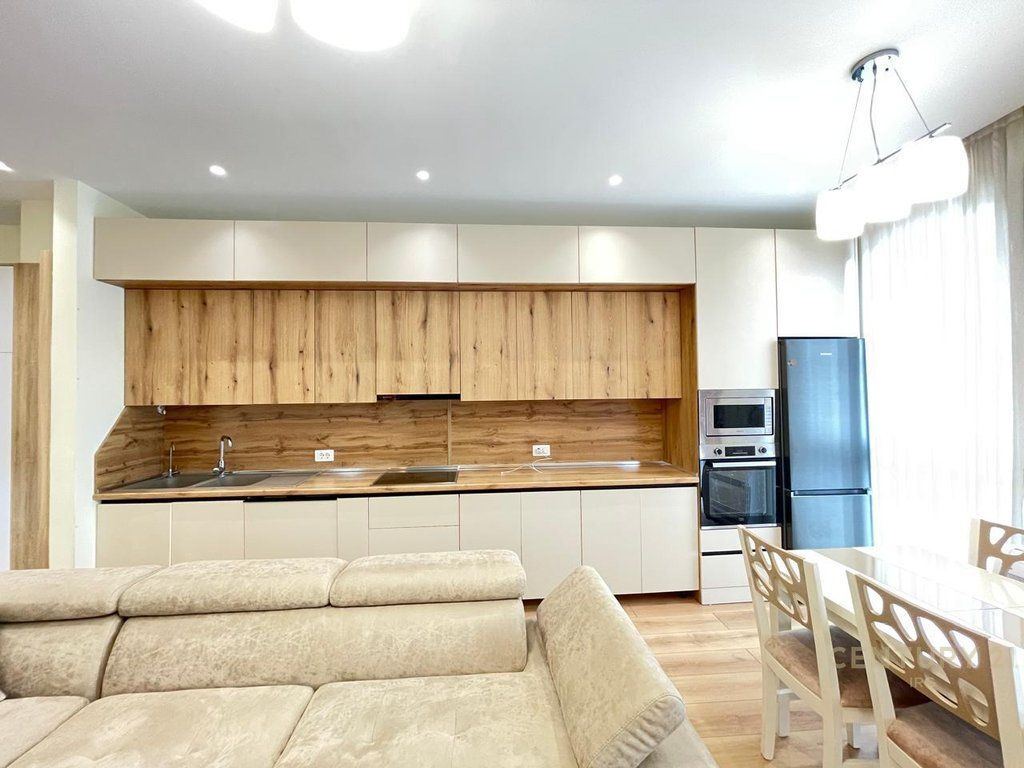 AFFITTASI APPARTAMENTO 2+1+2 VICINO ALLA MEDRESE 800 € /Mese