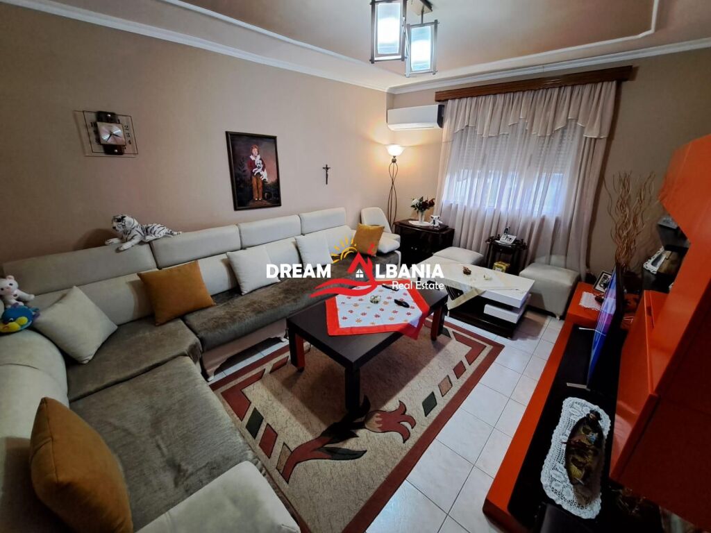 Shitet Apartament 2+1+ Kuzhine me Vete Rruga Irfan Tomini (ID 4129556)