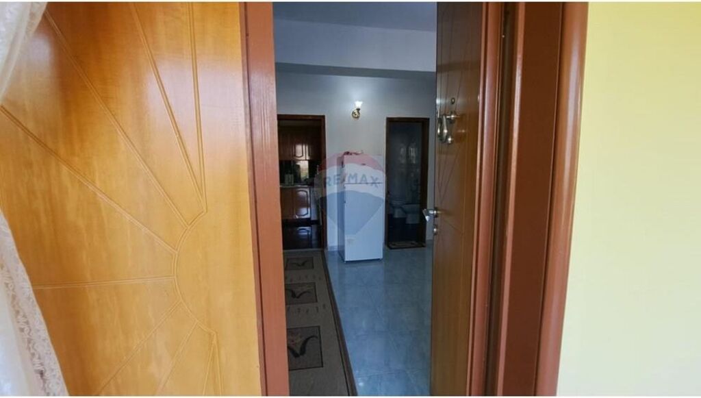 🏡 SHTËPI PRIVATE PËR SHITJE – KARBASH, VLORË