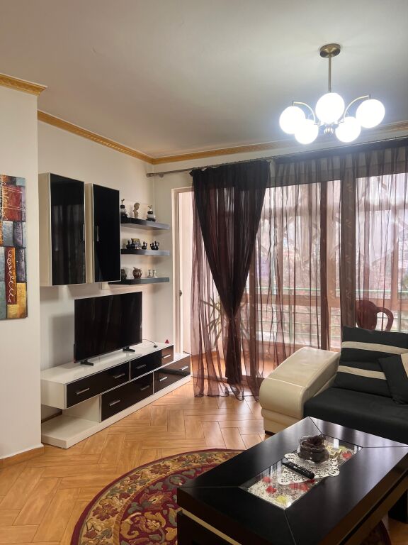 Jepet me qira 2+1+1 DON BOSKO 600 mije leke