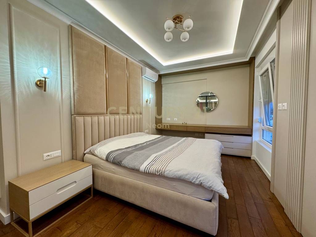 VENDESI SUPER APPARTAMENTO 3+1+2 CON POSTO AUTO VICINO AL LAGO ASCIUTTO