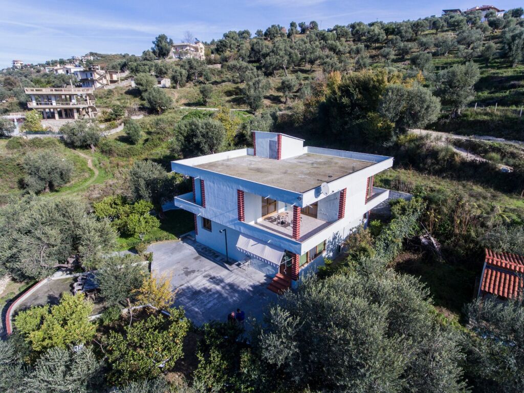 vile 2 kateshe per shitje ne vlore