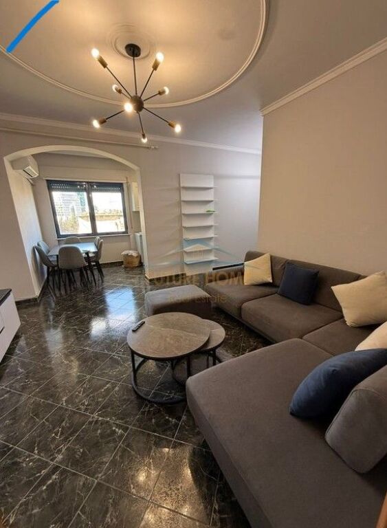 Affitto, Appartamento 2+1+2, Via Elbasan, Tirana.