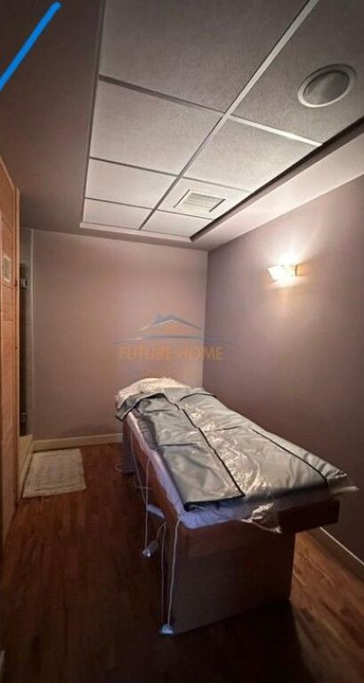 Shitet, Apartament 3+1+2, Rruga Ferit Xhajko,Tiranë