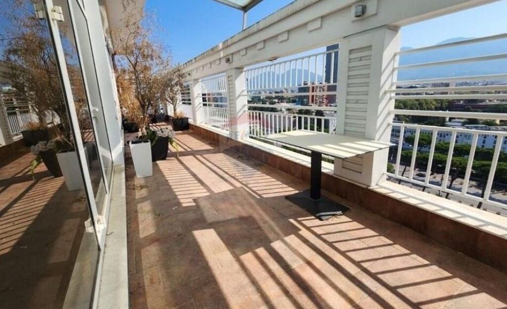 Zyrë - Për Qira - Garda, Tiranë(ID: 530201007-534)