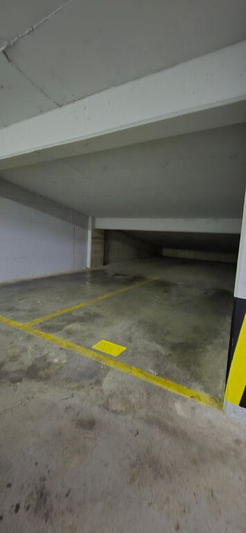 AMBIENT PËR ZYRA+POST PARKIMI