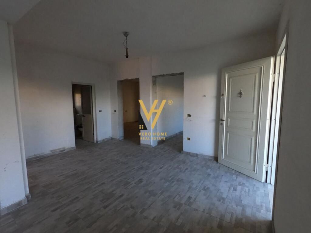 SHITET VILE 4 KATESHE TE SIRI KODRA 600.000 EURO