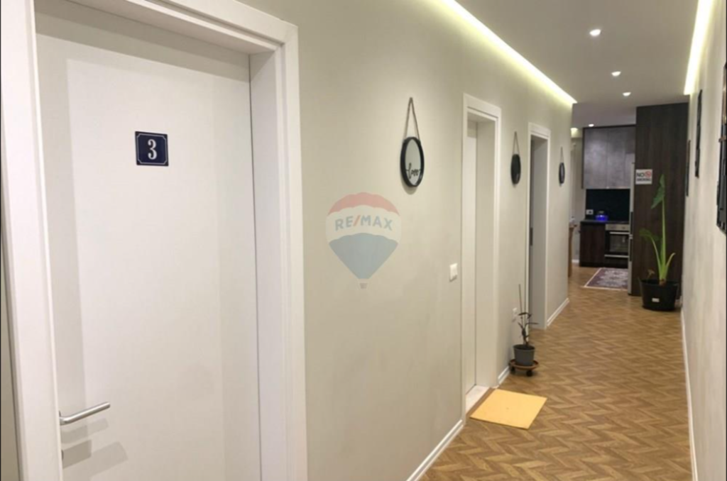 Apartament per qera 2+1+2 tek Rruga Dritan Hoxha