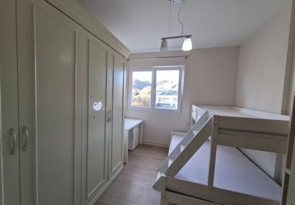 Jepet Me Qira : Apartament 3+1+2wc &amp; 1 BLLK (📍Liqeni I Thate/ Kompleksi Belleview  ) ✨️ E mobiluar / 100% e re  🔥🔥 1000€/Muaj