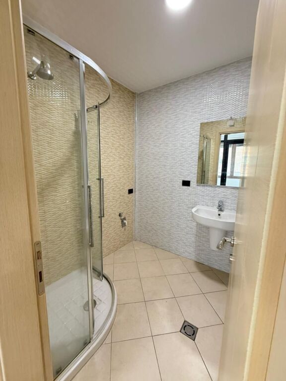 UFFICIO IN AFFITTO PRESSO IL COMPLESSO DELIJORGJI