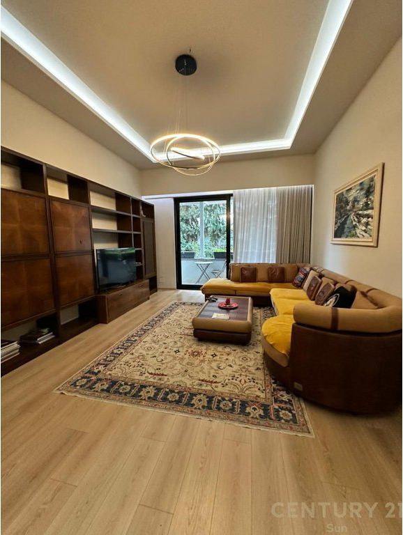 Apartament 3+1 Shitje në Liqeni i Thatë! 320,000 €