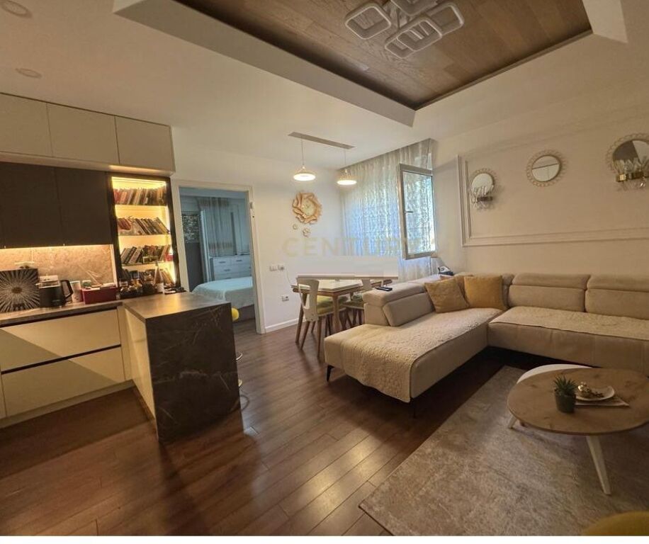 APARTAMENT 2+1+2 NE SHITJE TE LIQENI I THATE