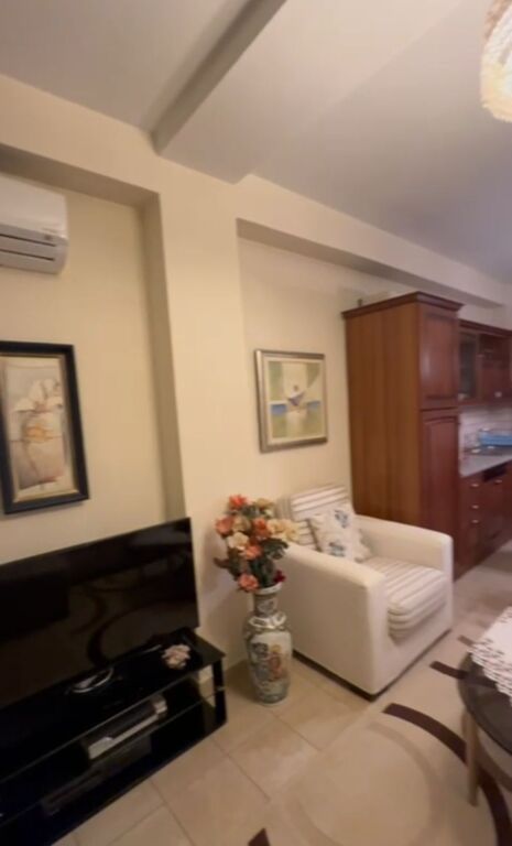 Appartamento in affitto a Bllok 1+1