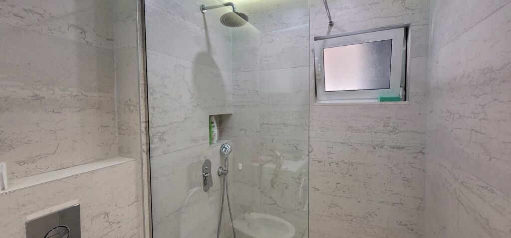 2+1,luxury furnished at mondiali, 21 December, price 800 euro, and for airbnb