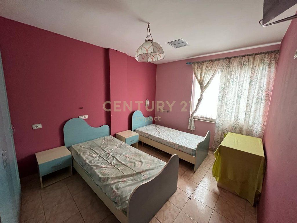 SHITET SUPER DUPLEX ME VERANDE TEK KODRA E DIELLIT