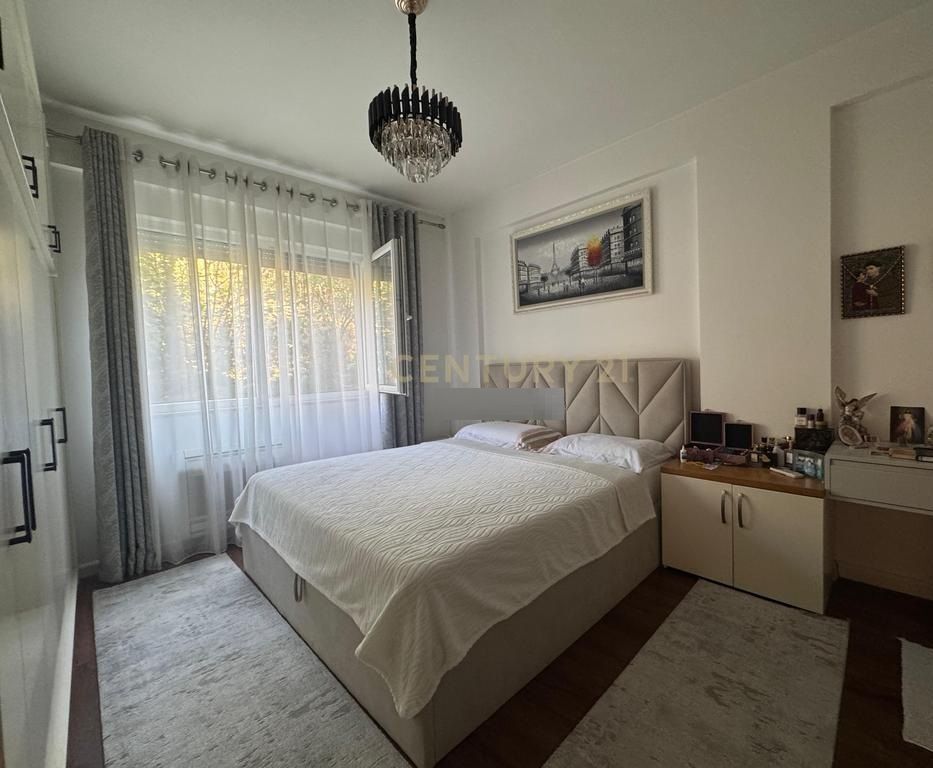 APARTAMENT 2+1+2 NE SHITJE TE LIQENI I THATE
