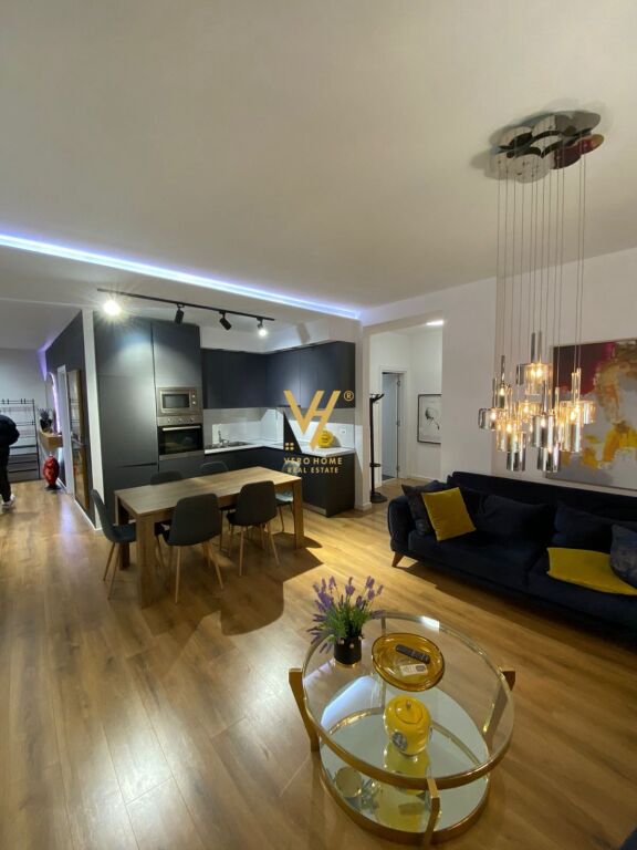 SHITET APARTAMENT 2+1+2+BLK TE KOMUNA E PARISIT 260.000 EURO