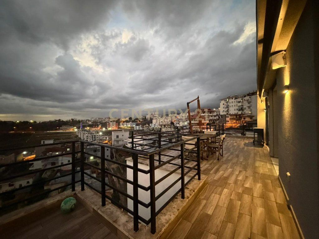 SHITET PENTHOUSE NE SHKOZE