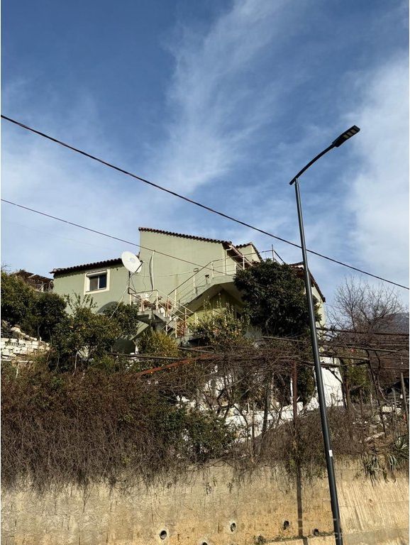 VILE PER QERA NE FRESK