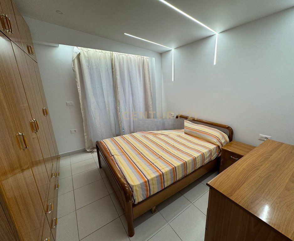 AFFITTASI APPARTAMENTO 1+1 IN VIA FERIT XHAJKO