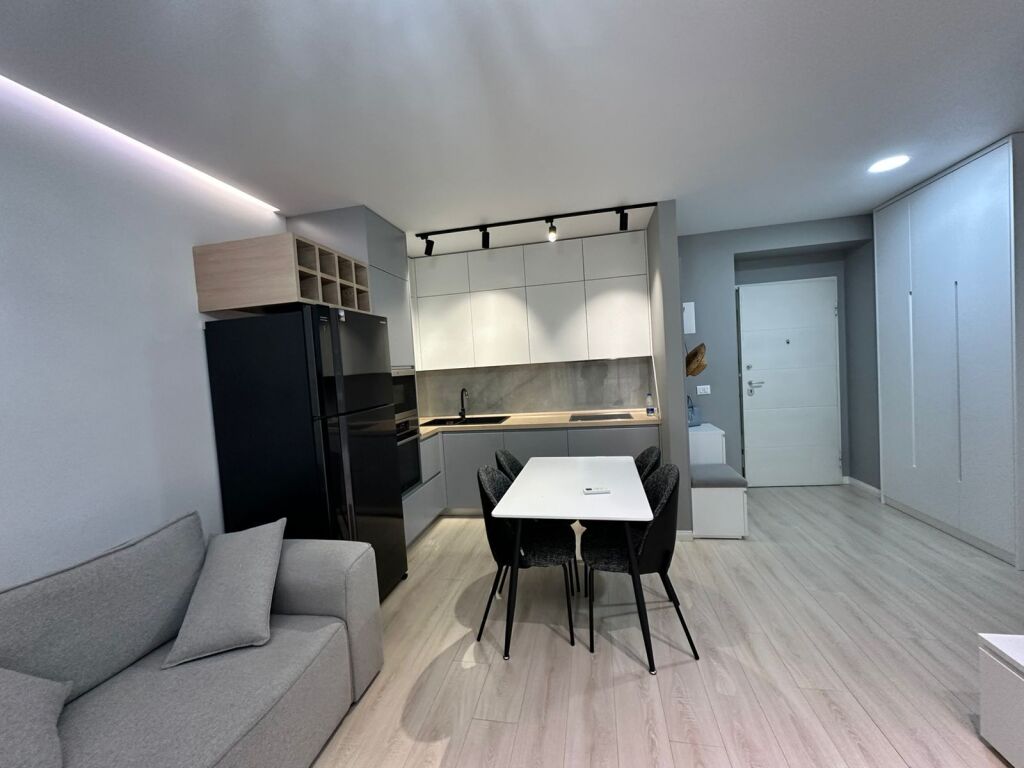 Shitet Apartament 1+1+Blk ne Don Bosko